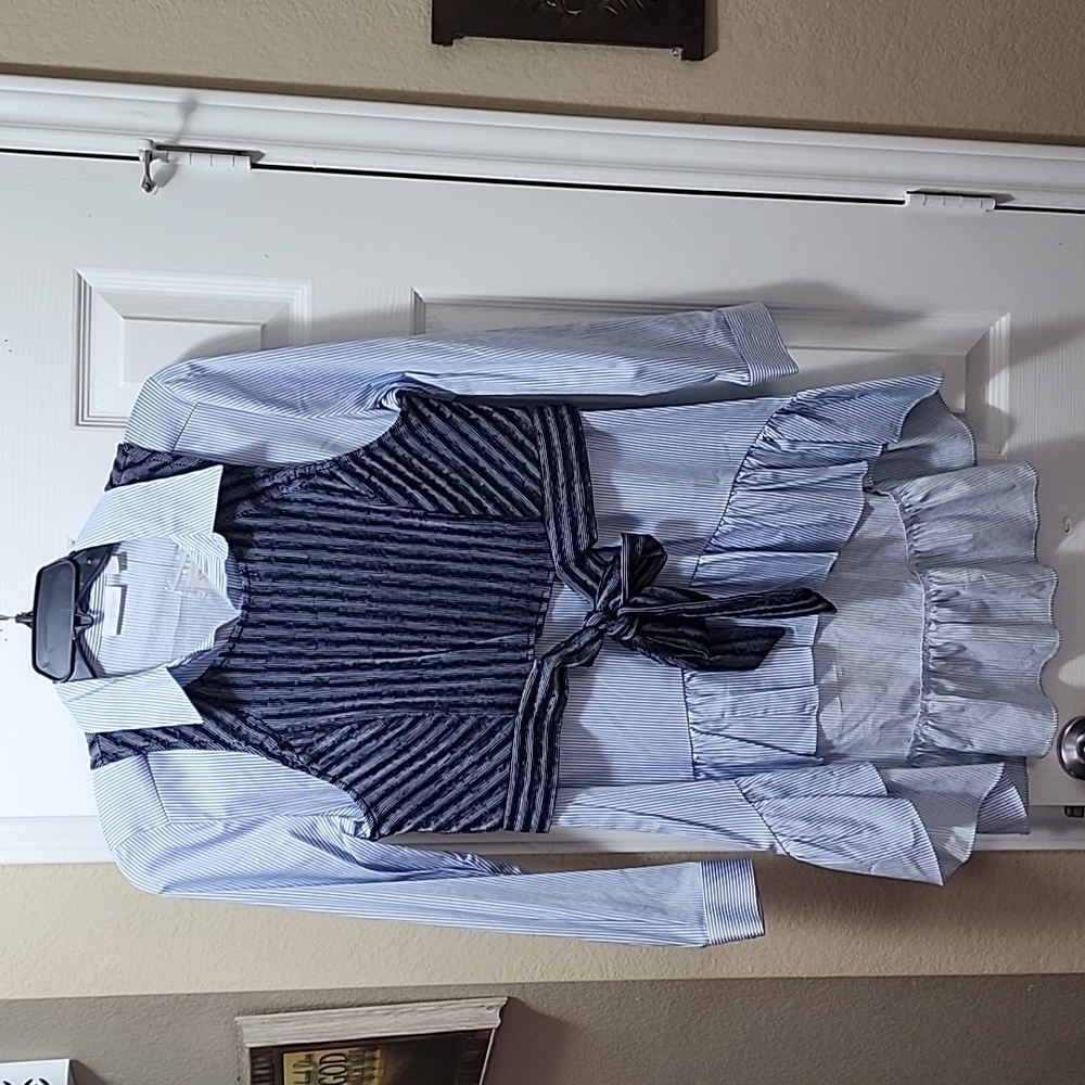 New York & Company Tunic w. Vest